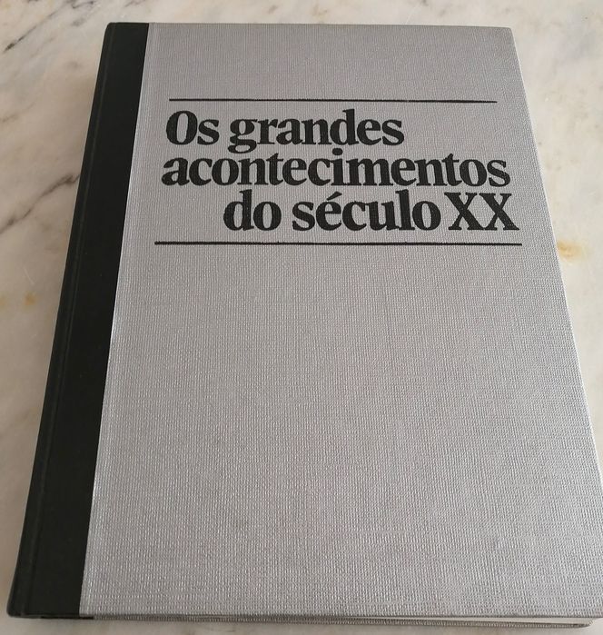 vários livros de capa dura em estado novo, valor pode variar.