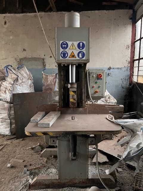 Łupiarka do kamienia