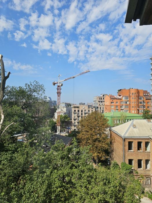 Продам велику 1к квартиру на Гоголя 10А