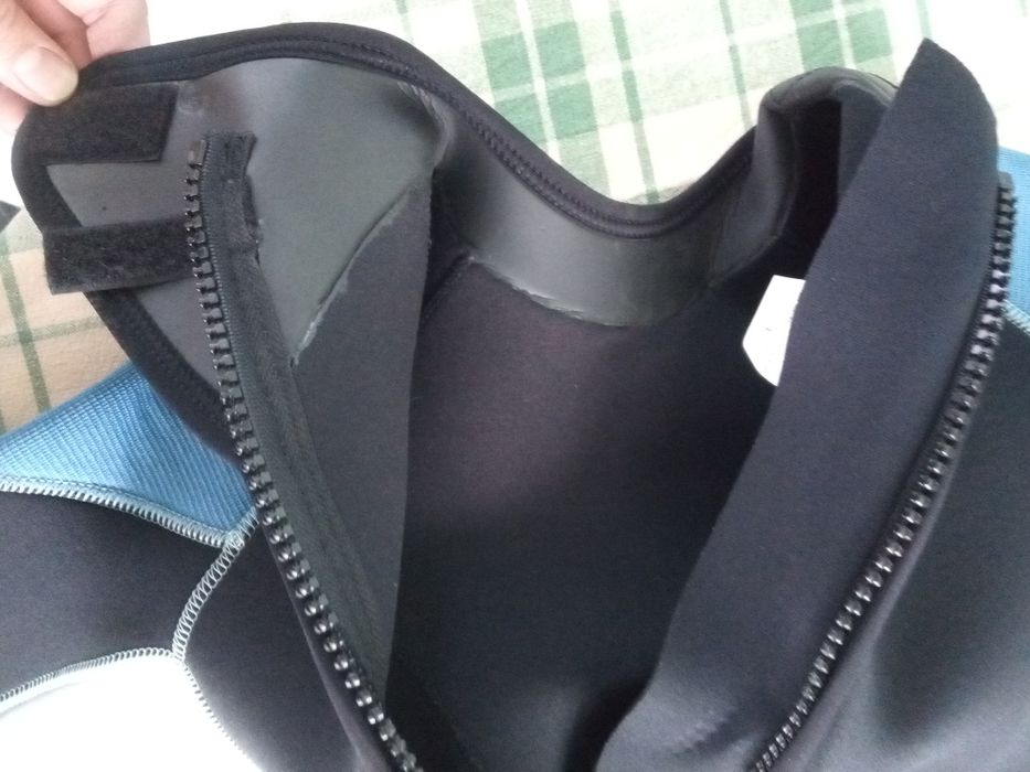 Fato de mergulho/surf 100% novo