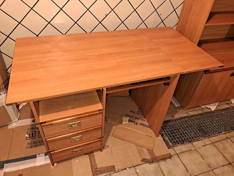 Biurko VOX wiśniowe