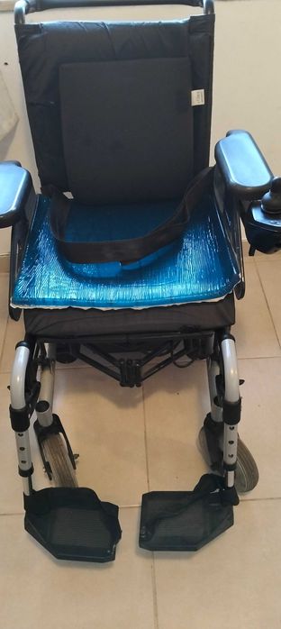 Cadeira de rodas Eléctrica