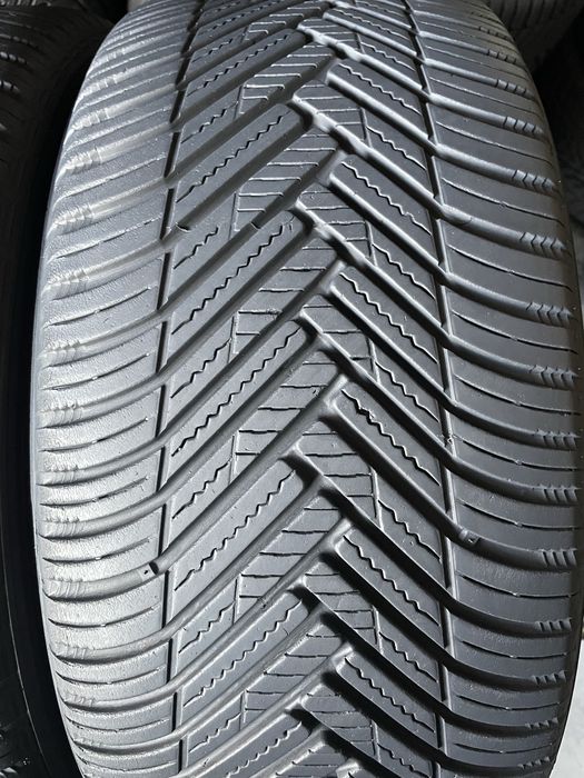 Шини 235/45/18-2 шт Hankook Kinergy 4S2