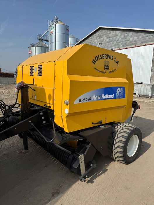 New Holland BR6090