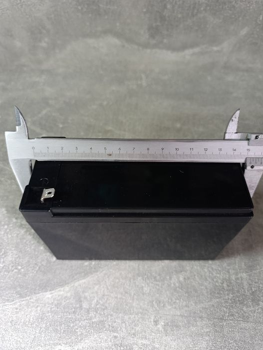 Акумуляторна батарея для оприскувачів 12v.8A/h.