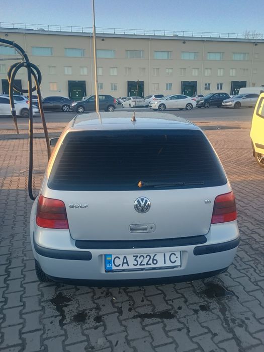 Голі 4 2000 року