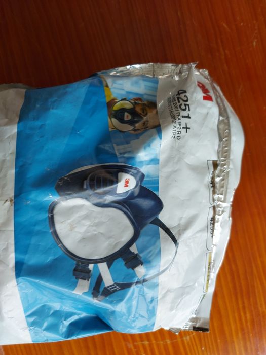 1 máscaras marca 3M referência 4251 + com filtros