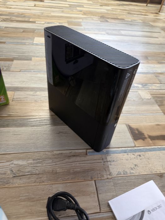 Xbox 360 Slim E 500Gb Slim! Super Cena!