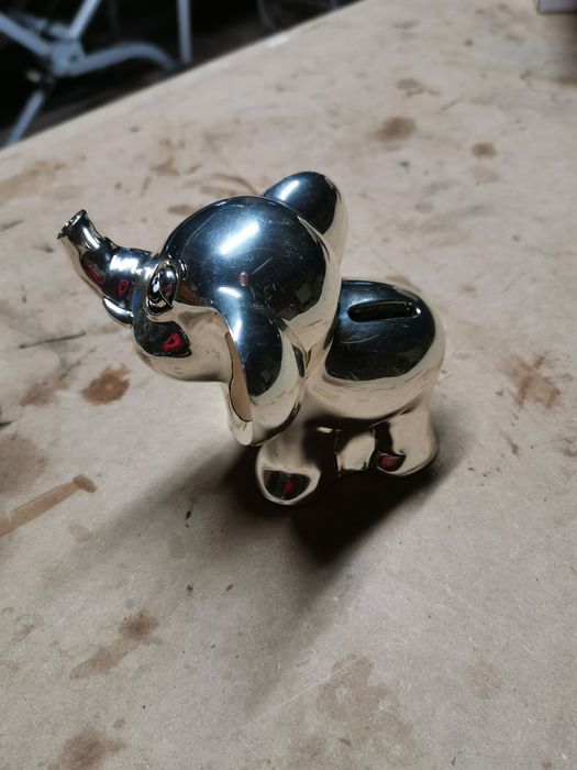 Mealheiro elefante em prata bilaminada