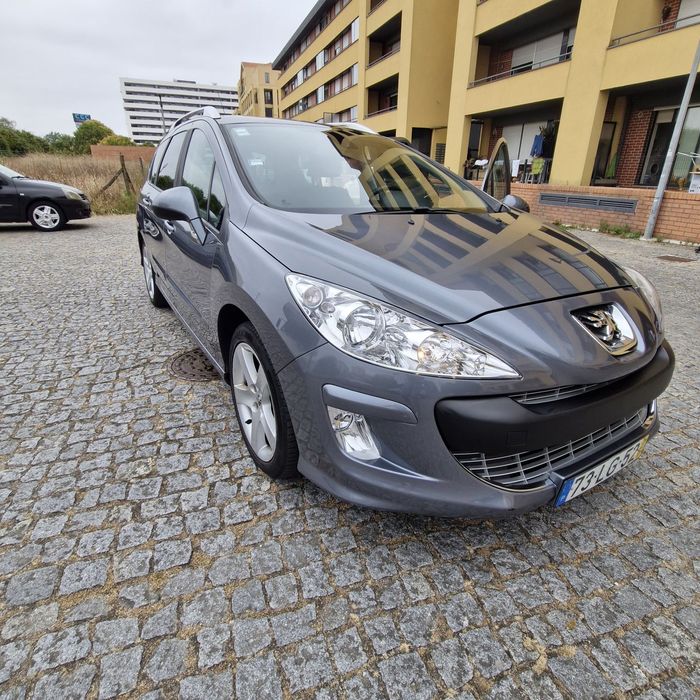 Peugeot 308 SW HDi FAP 110 Platinum