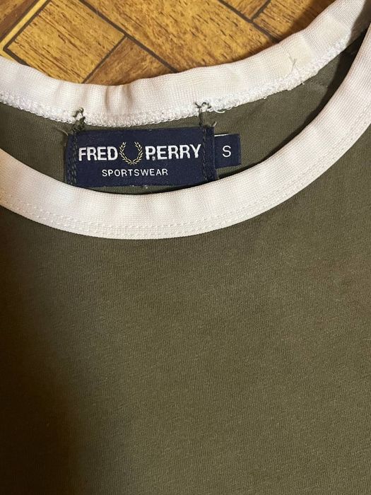 Fred perry на лампасах хаки