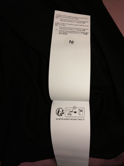 Wyprzedaż T-shirt męski Hugo.