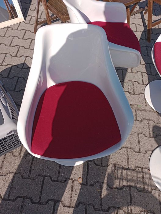 Krzesła tulip chair lata 60 Eero Saarinen