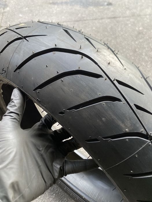 Pneus de Mota 170/60/18 Dunlop RoadSmart IV (NOVO)