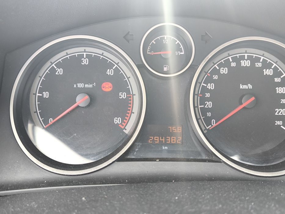 Opel Astra — fotografia 4