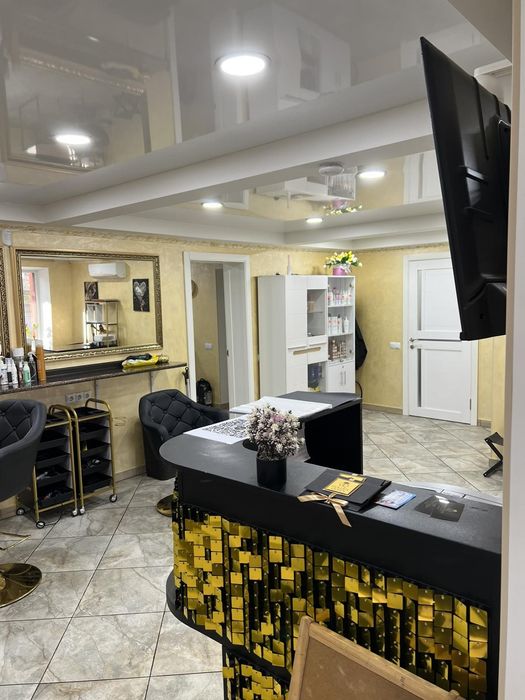 Салон красоты с оборудованием!