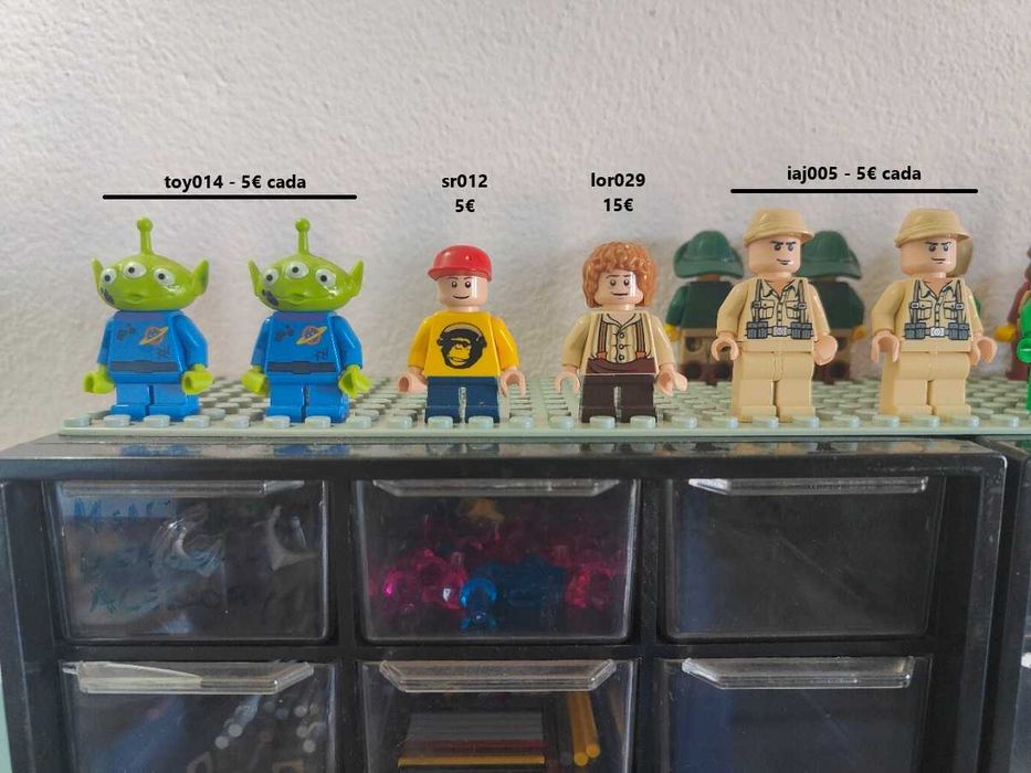 Lote Minifiguras Lego unicas e raras de varios temas