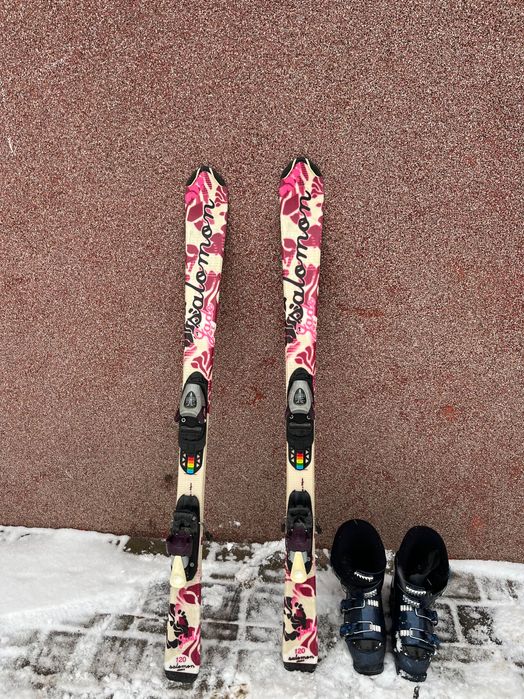 Sprzedam narty junior z butami