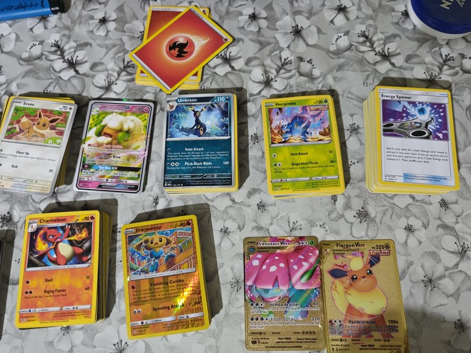 Karty Pokemon ponad 1600 sztuk