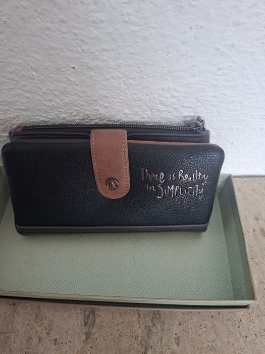 Porta-moedas nova Anekke