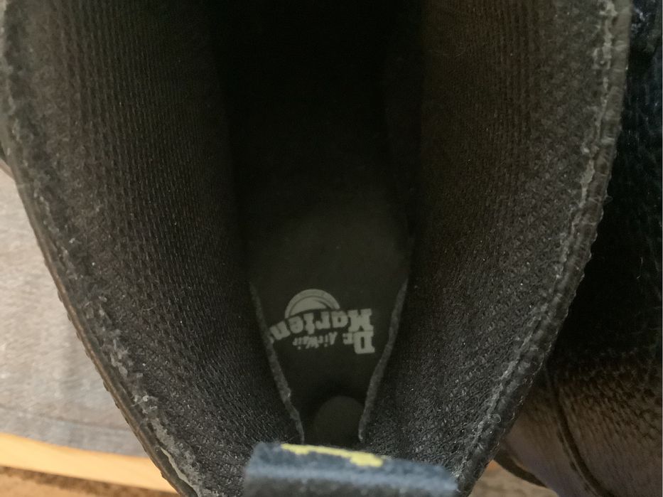 Dr. Martens Devon Heart Black Milled Nappa 37, damskie. Skóra nat.