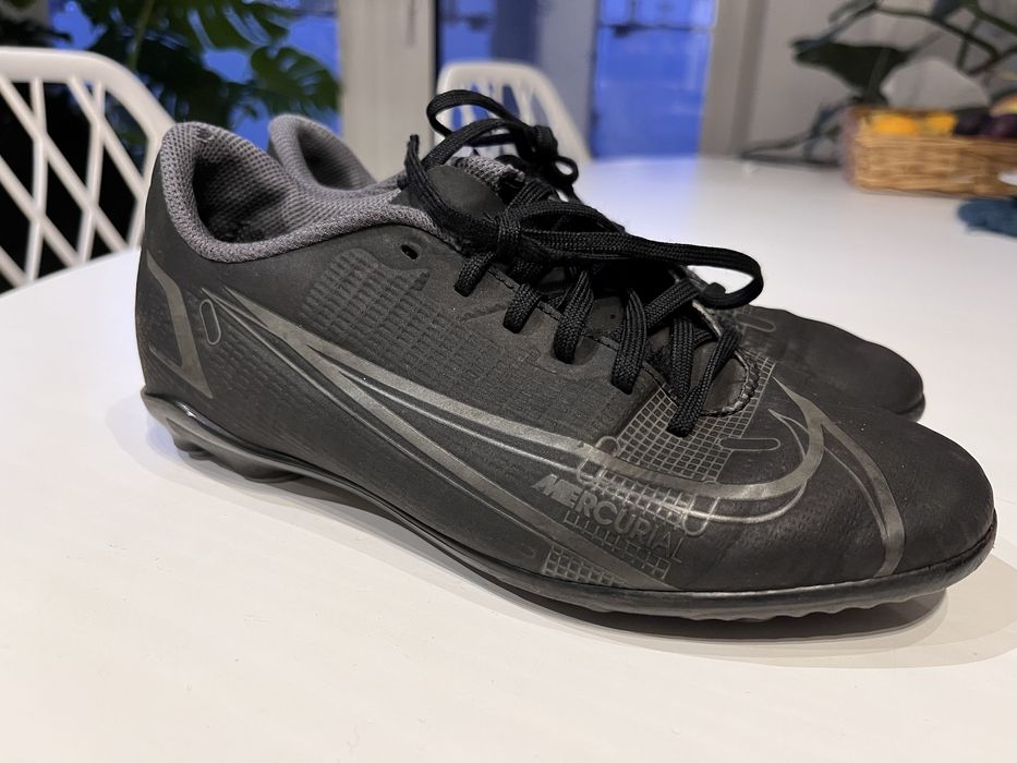 Korki Nike Mercurial rozmiar 35,5