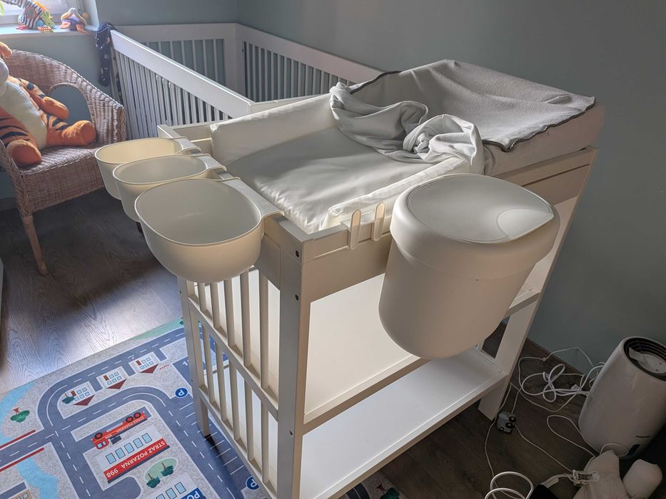 Przewijak Ikea Gulliver + akcesoria, materacyk i prześcieradła