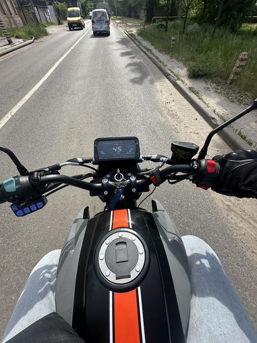 Geon Vertex 300cc