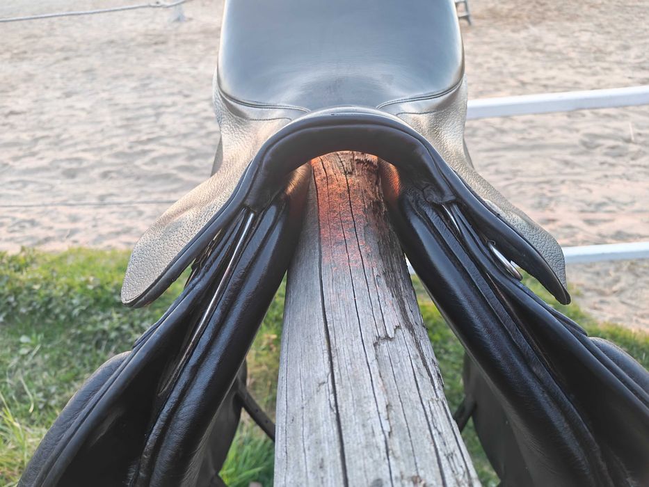 Siodło Butterfly Sophie, rozmiar 18".