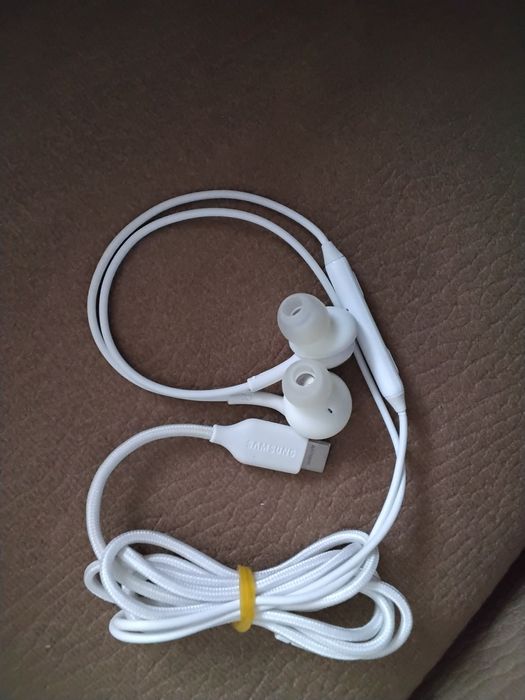 Auricular Samsung AKG