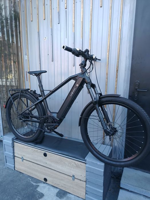 Електровелосипед преміум Nikolai HNF Air на ремні Bosch CX с зарядним