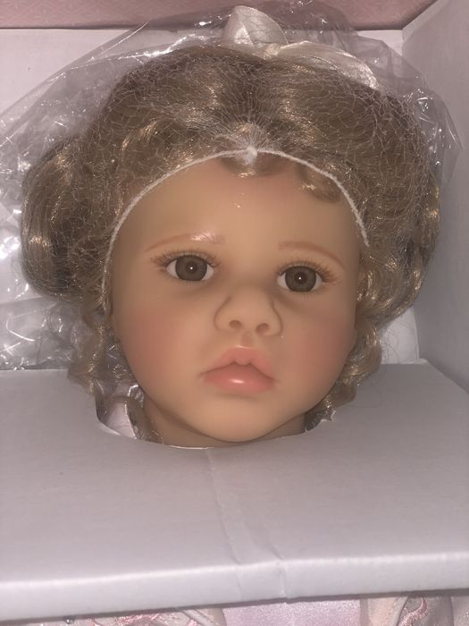 Lalka porcelanowa Susan sygnowana nowa