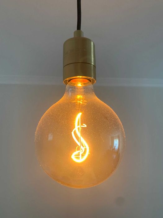 Conjunto de cabos + Lâmpada LED em vidro castanho