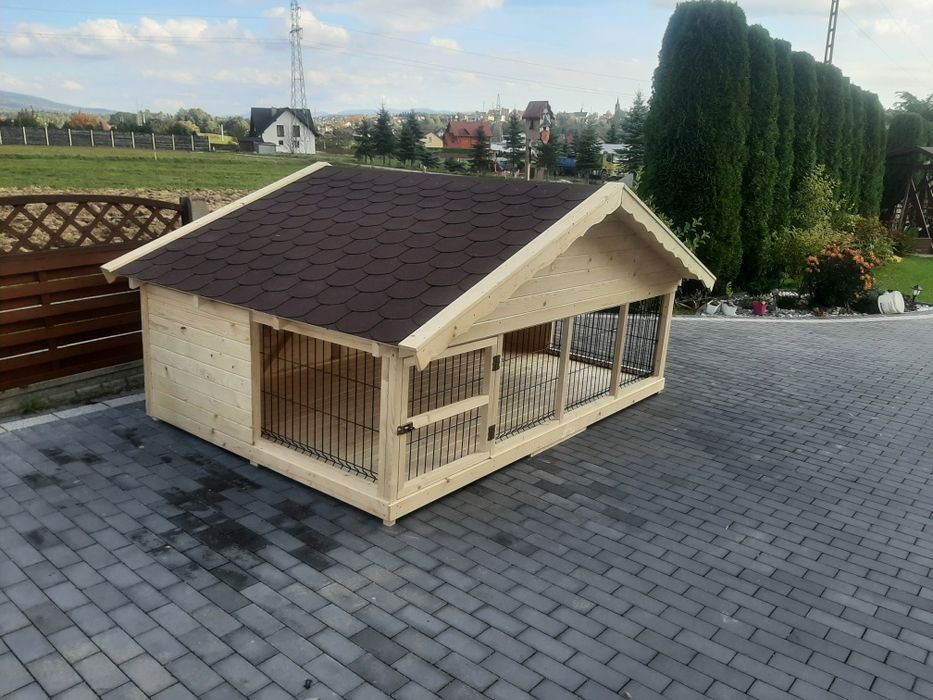 Kojec dla psa drewniany
