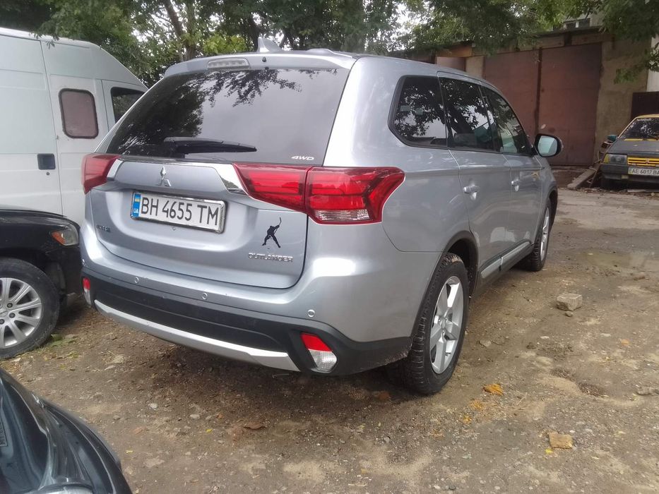 Продам Mitsubishi Outlander 2017 г.