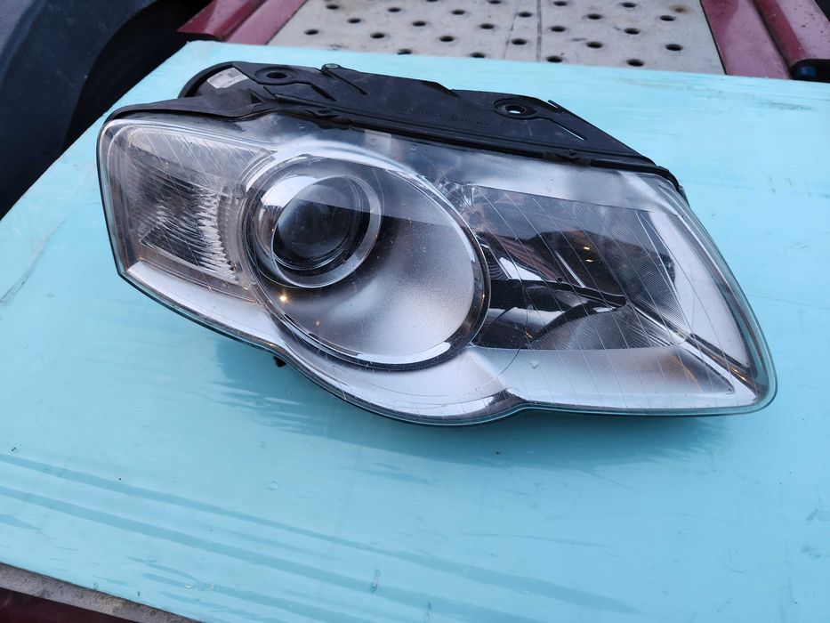 Lampa reflektor prawy przód EU VW PASSAT B6 VOLKSWAGEN   H7 soczewka