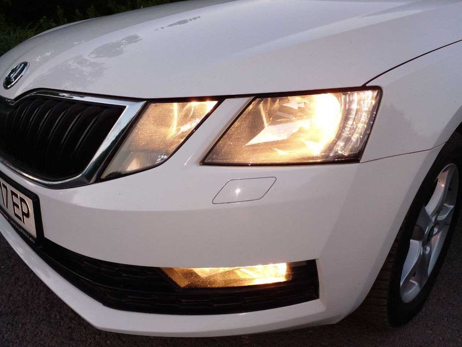 Skoda 2017 1.6 дизель, автомат