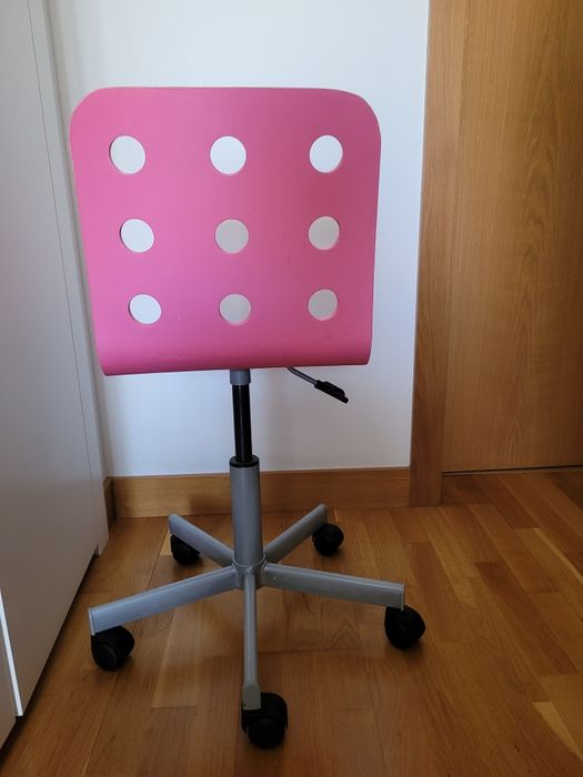 Cadeira infantil rosa de secretária ikea