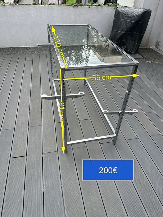 Mesa expositora em vidro