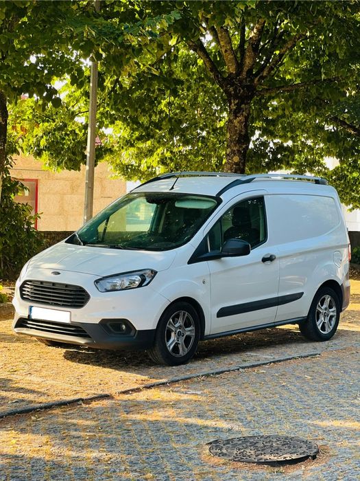 Ford Transit Courier