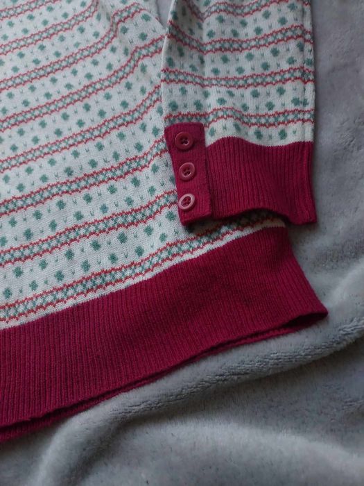 Sweter kolorowy 40