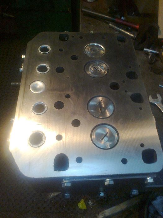 Zetor K 25 głowica silnika nigdy nie spawana/dziewicza