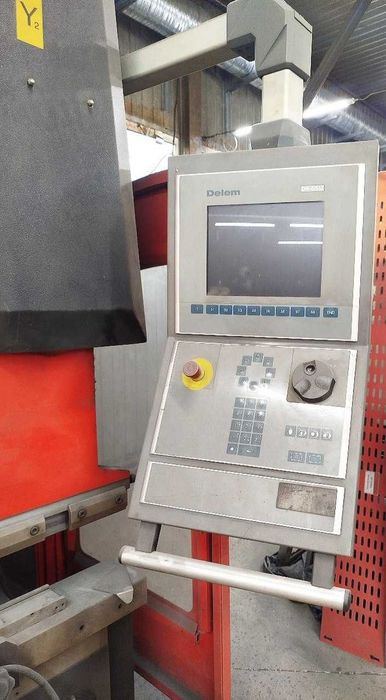 Продаю листозгинальний прес Yangli MB8-63×2500 ЧПУ — робочий стан