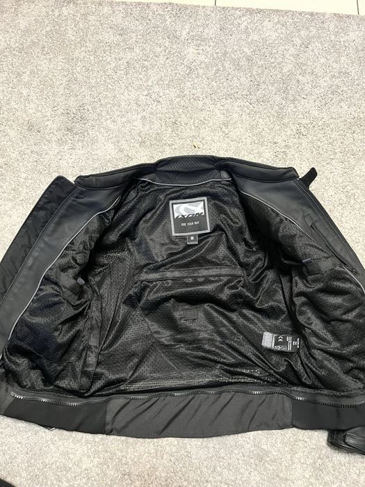 Macacão Ixon M/S em Pele