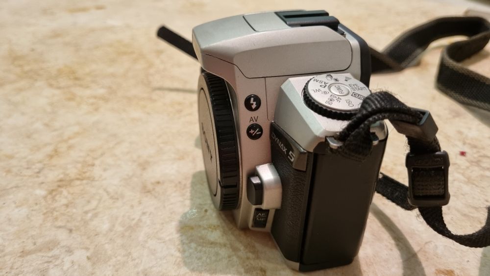 Продам фотоапаратMinolta DYNAX 5