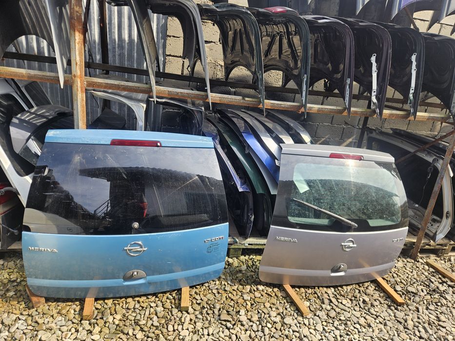 Кришка багажника Ляда Кляпа Дверка багажника Опель Меріва Opel Meriva