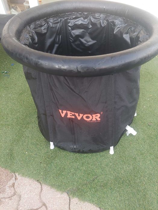 Banheira inflável de gelo