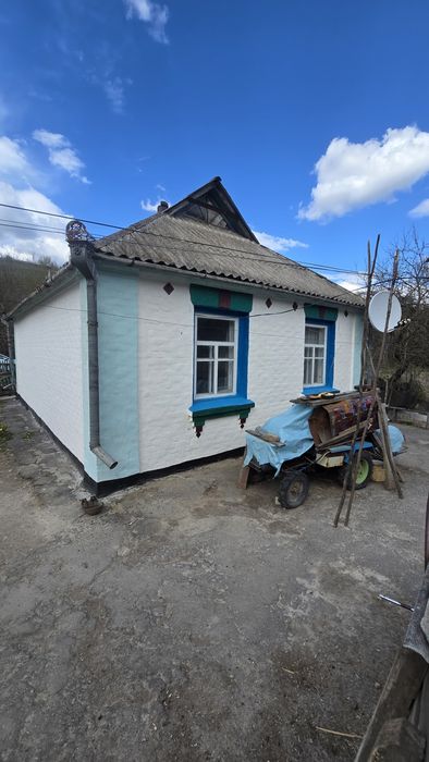 Продаж будинку с Потоки