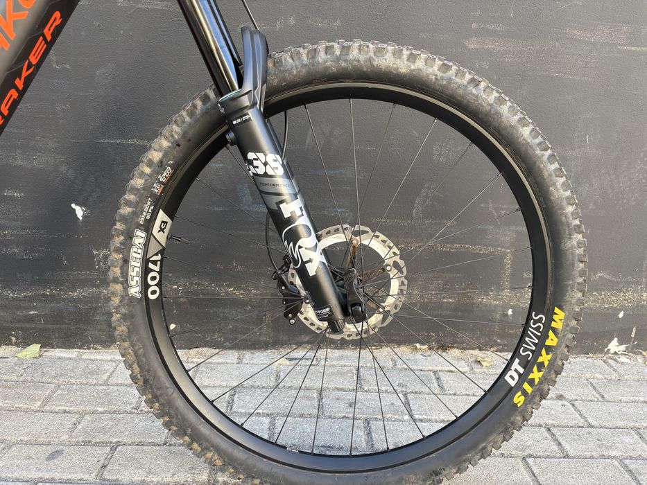 Mondraker Crafty Carbon R 2023 | Motor novo 114 km | Full upgrades