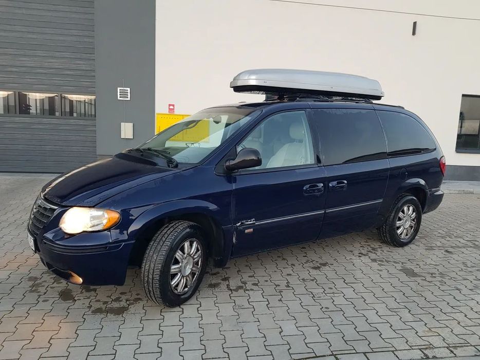 Chrysler Town & Country Chrysler Town&Country 2005 LPG el. drzwi i klapa/ 7os / Nie psuje się!